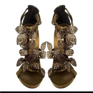Extraordinary- Giuseppe Zanotti olive leaf sandals size 40
